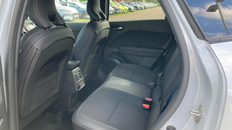 Renault Symbioz 1.6 E-Tech FHEV 145 Techno Esprit Alpine 5dr Auto Hybrid Estate
